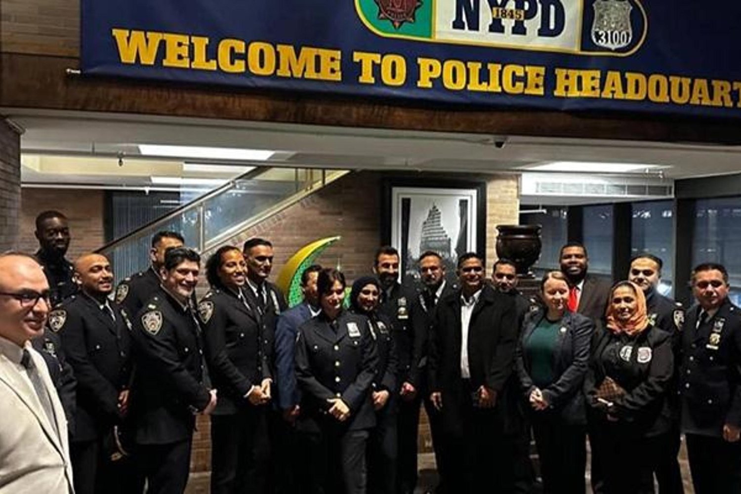 New York'ta Müslüman Polisler Ramazan Etkinliğiyle Toplum Bağlarını Güçlendirdi