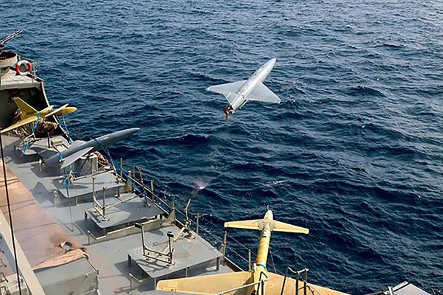 İran-ABD Nükleer Görüşmelerinde Kritik Gelişmeler: Yeni Talepler ve Askeri Hareketlilik