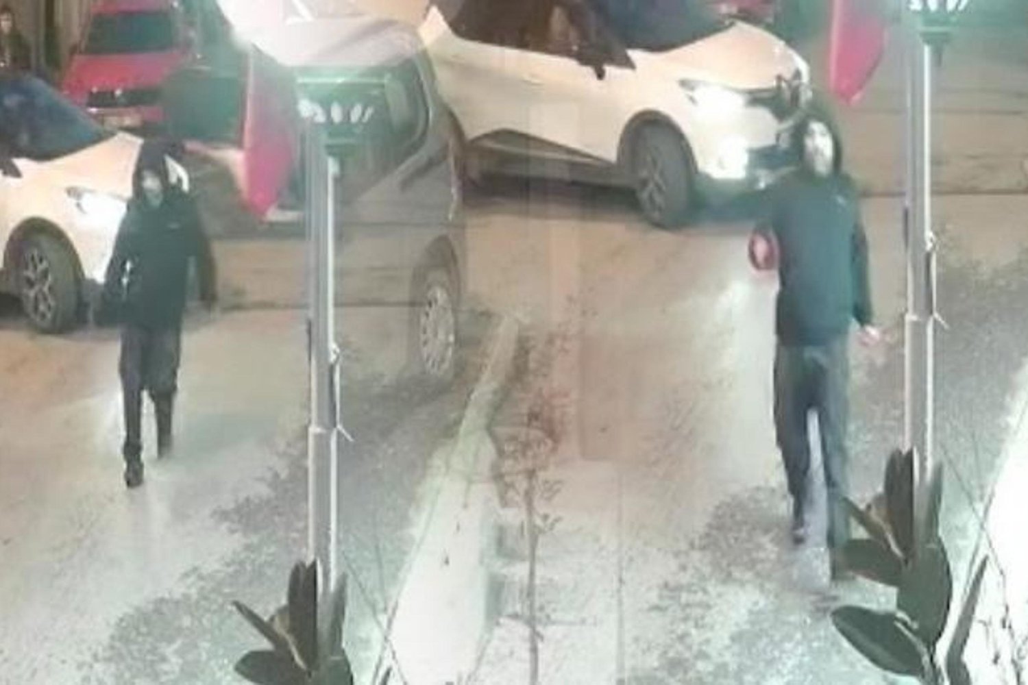 İran Uyruklu Bıçaklandı: Dengesini Kaybedip Yere Yığıldı