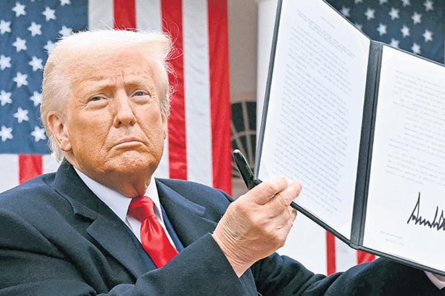 ABD'de Tarife Krizi Büyüyor: Trump Yeni Yüzde 15'lik Gümrük Vergisiyle Hukuki Çatışma Yaşıyor