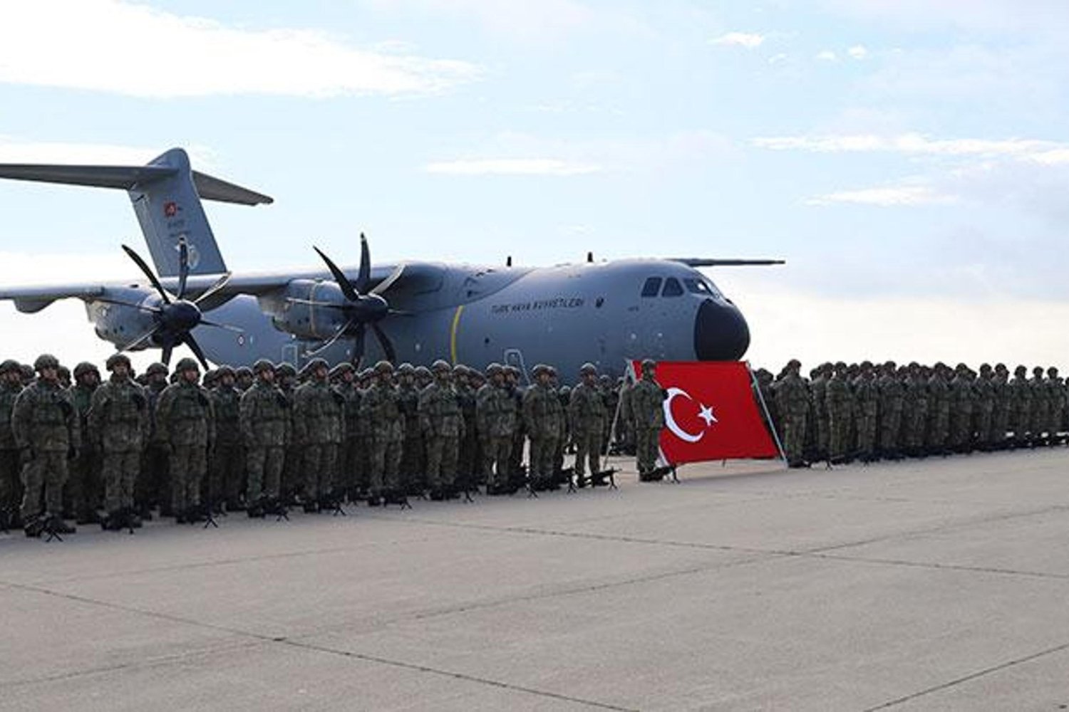 Türk Askerleri Almanya'da NATO Tatbikatına Katılmak İçin Uğurlandı