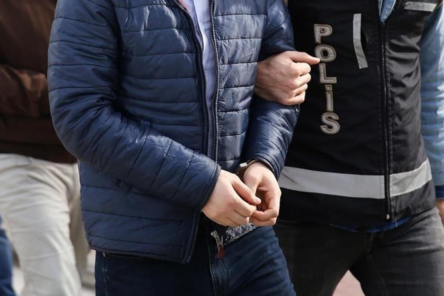 Tokat'ta FETÖ Operasyonu: 10 Gözaltı ve Çok Sayıda Belge Ele Geçirildi