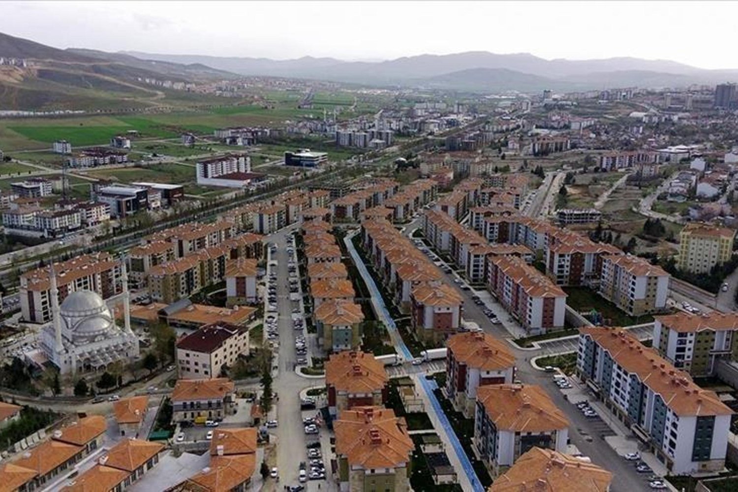 Yapı İzinleri Verileri Türkiye'nin Gayrimenkul ve İnşaat Sektörünü Çalkalıyor