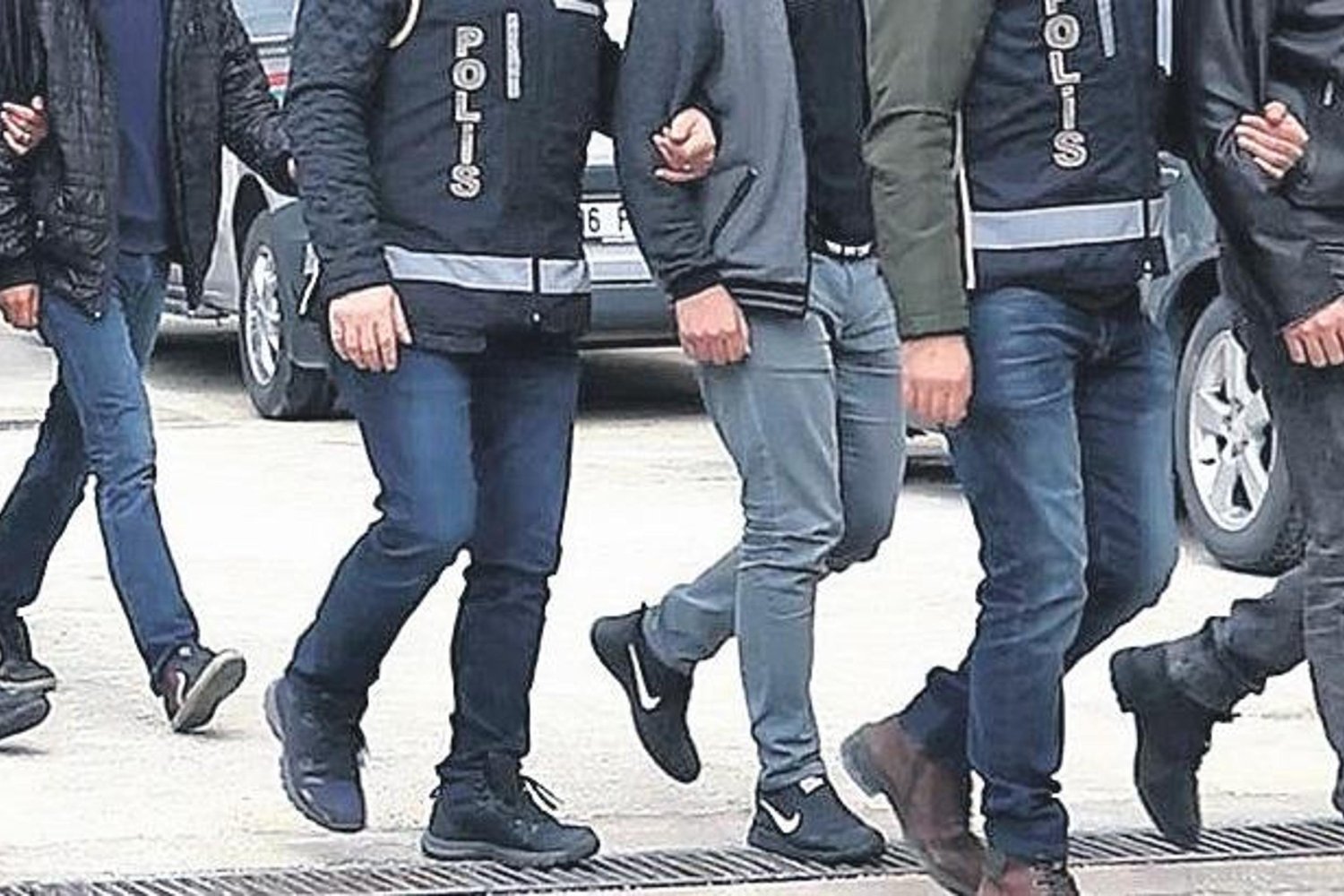 Yasadışı Bahis Operasyonu: 33 Şüpheli Gözaltında, Takımlar Risk Altında!