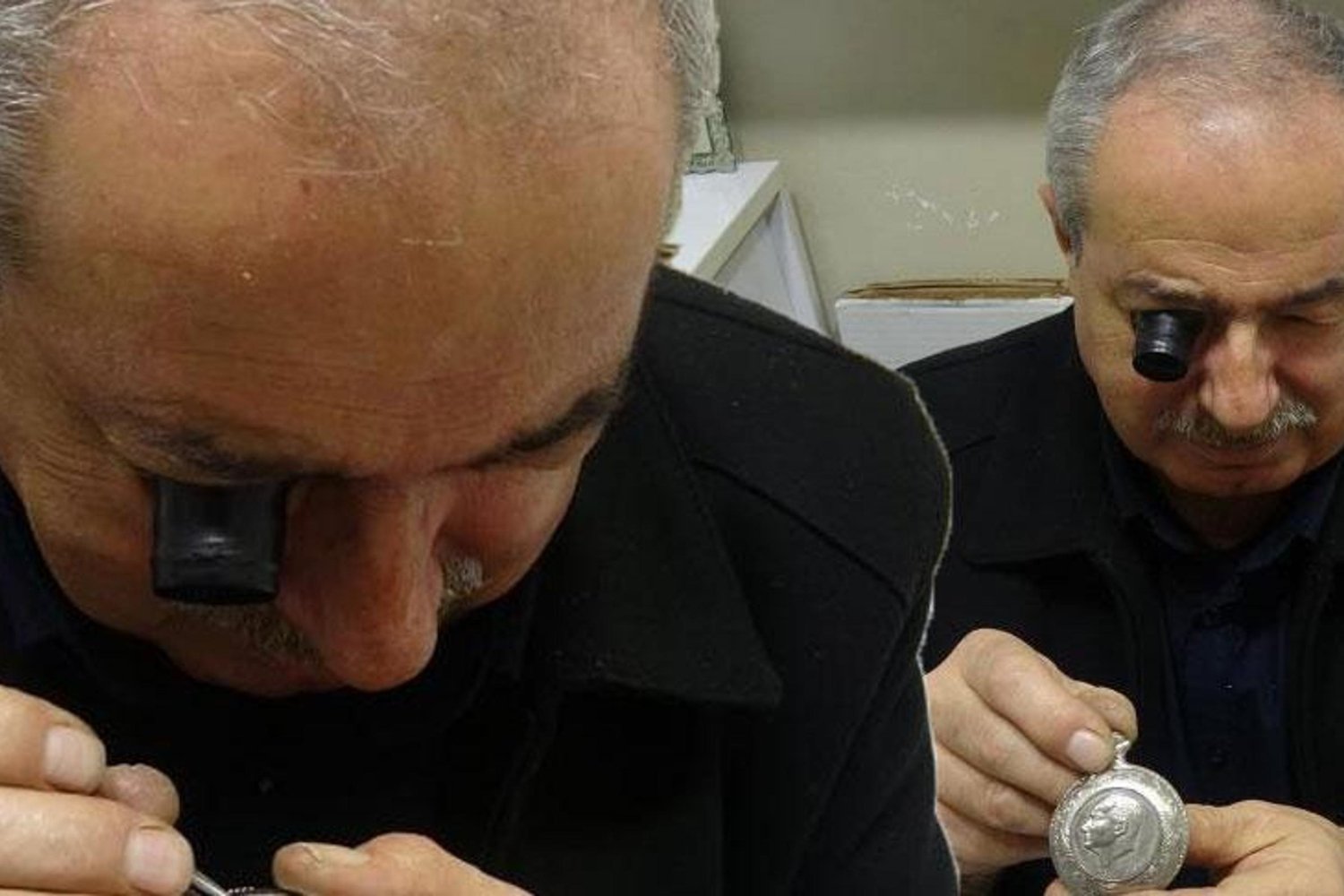 Kilis'te Kuşaktan Kuşağa Aktarılan Saatçilik Mesleği İlgi Çekiyor