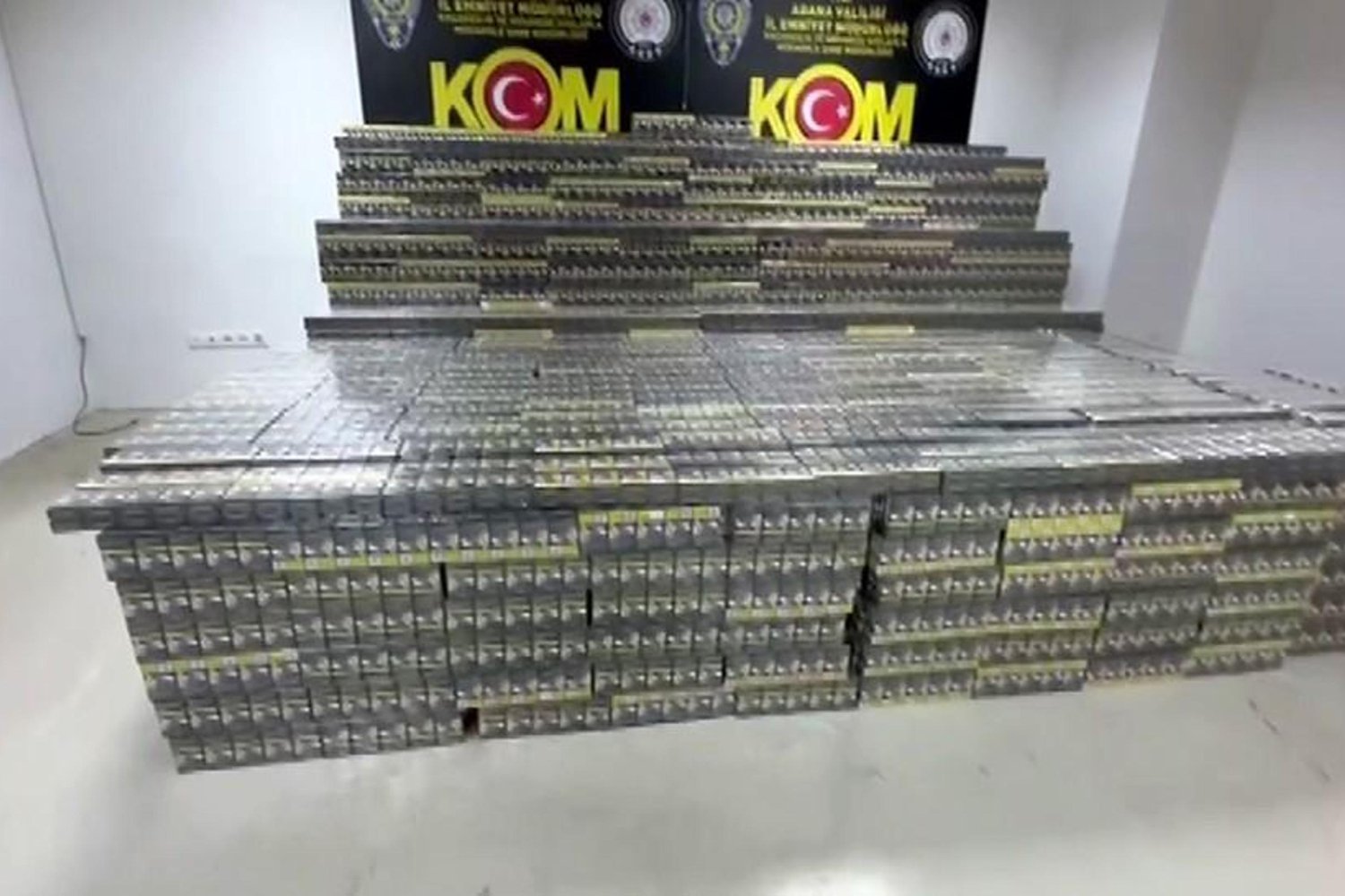 Adana'da 5 Milyon TL Değerinde Kaçak Sigara Operasyonu