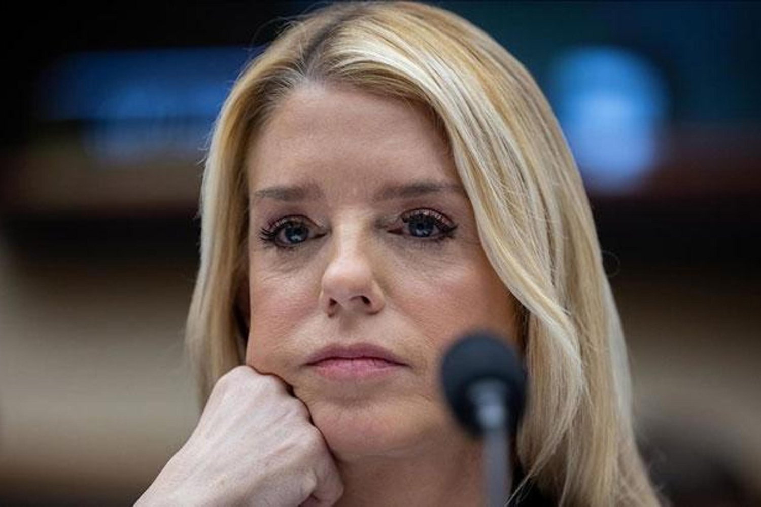 Epstein Soruşturması Nedeniyle ABD Kongresi Adalet Bakanı Bondi'ye Celp Gönderdi