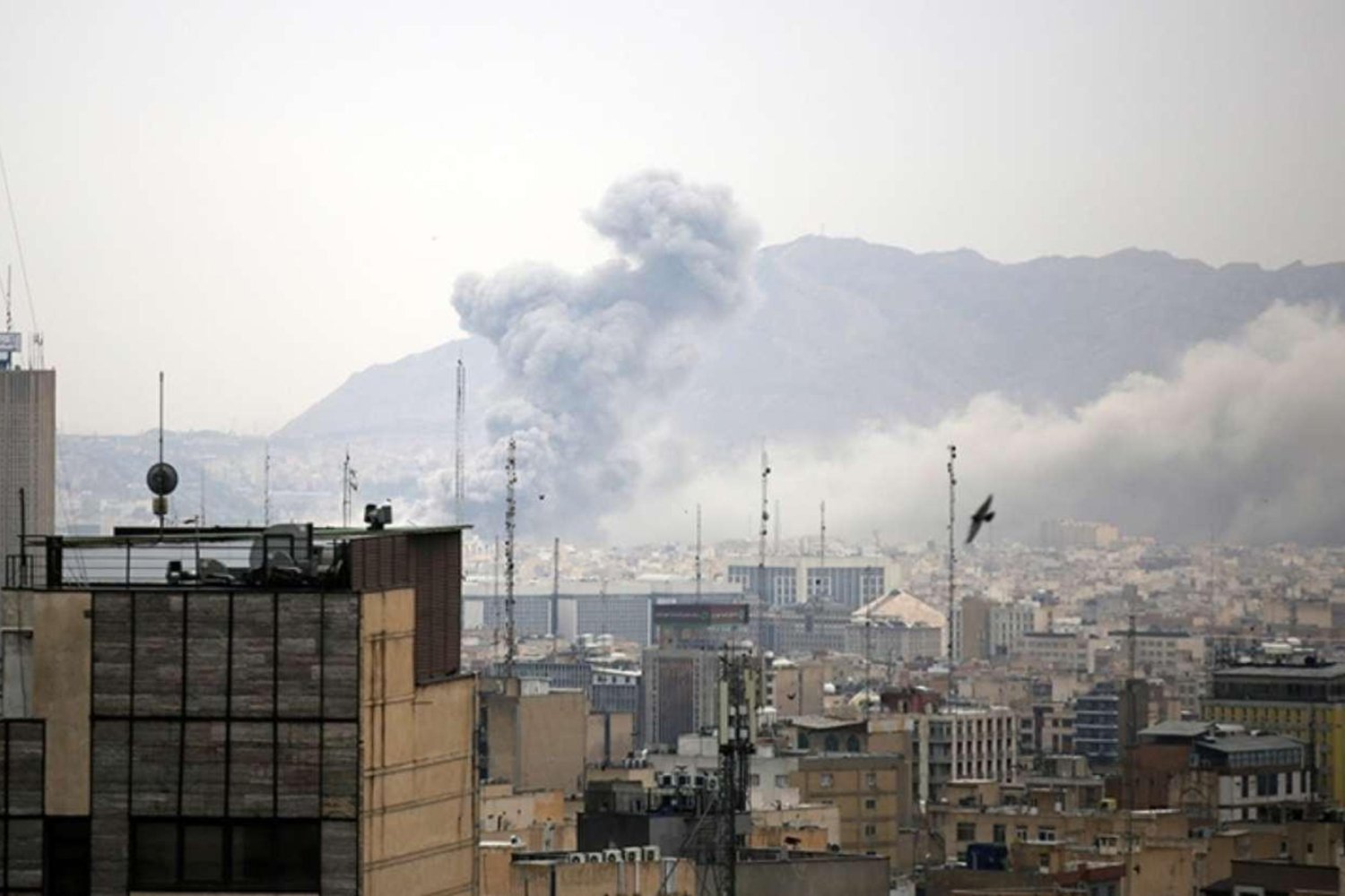 Orta Doğu'da İran ve ABD-İsrail Çatışması Kanlı Gelişiyor