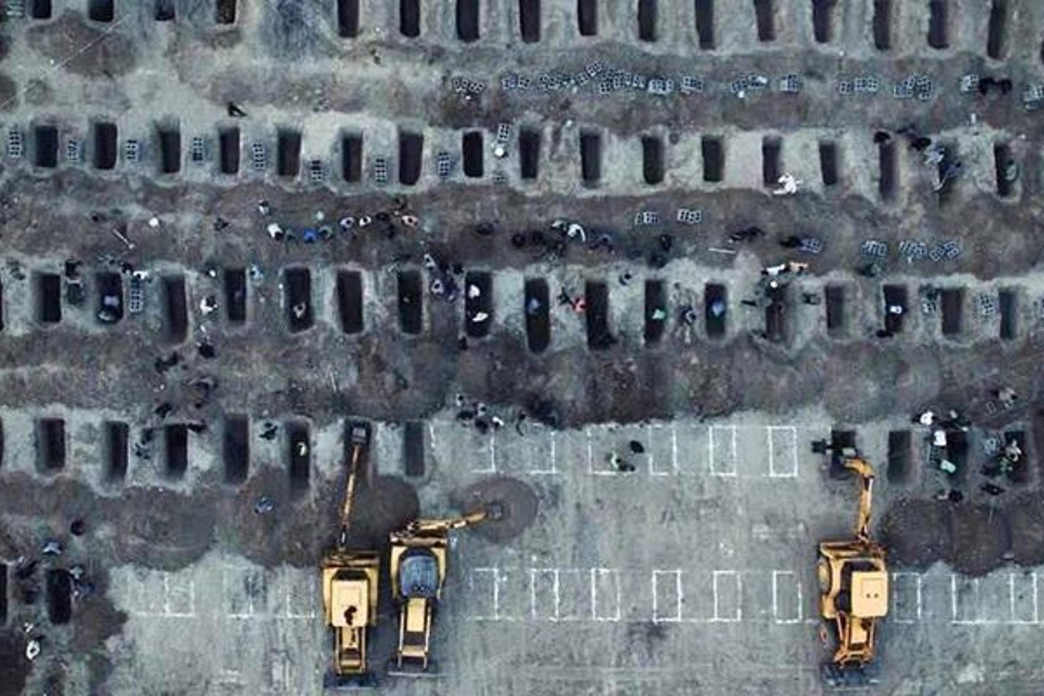 İran'da Saldırı Sonrası Şok Görüntüler: 160’dan Fazla Kız Öğrenci Hayatını Kaybetti