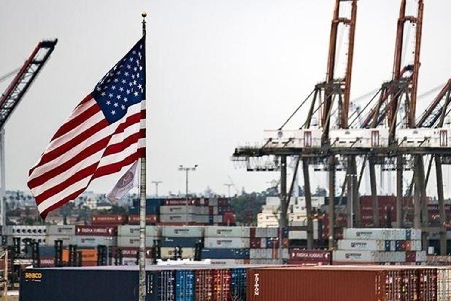 ABD Cari Açığında Yıl Sonu Parıltısı: En Düşük Seviye %20,2 Azalma!