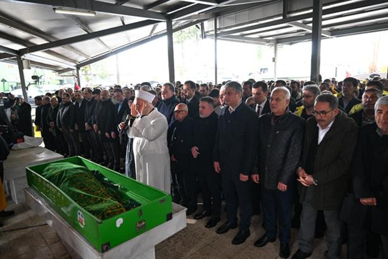 Adana'da Üzücü Vefat: Dağlı Ailesinin Acı Günü