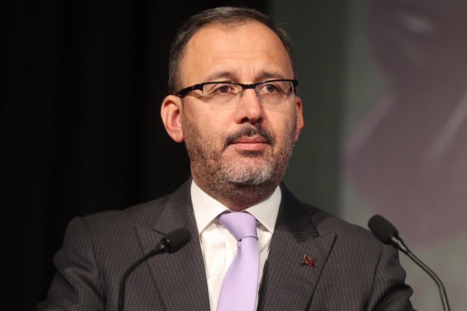 İzmir'de Büyük Müjde: Belediyeye Stat Kurma İmkanı! Bakan Kasapoğlu'ndan Destek