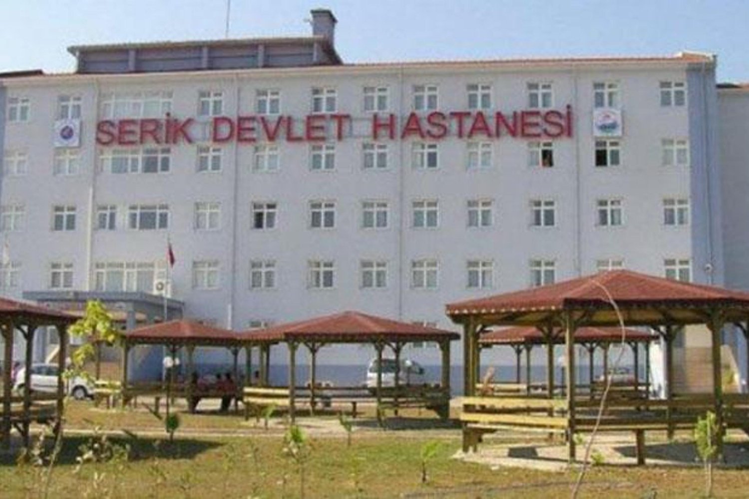 Sağlıkta Şiddet Antalya'da Kanlı Bitti: Doktor ve Hemşireler Darbedildi