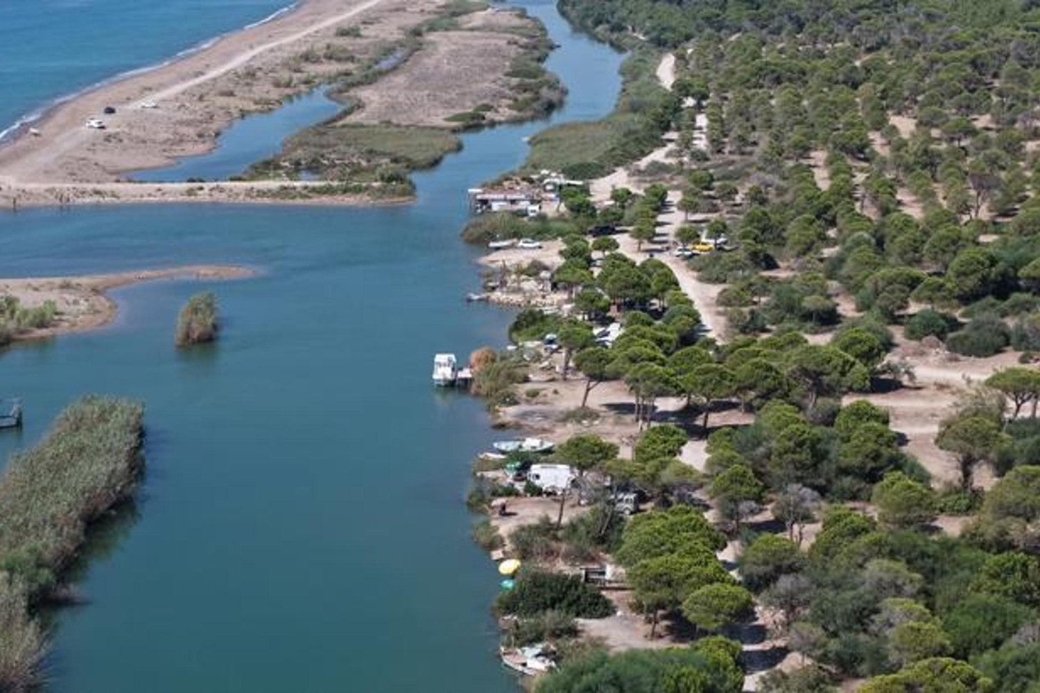 Antalya Kumköy'de Kaçak Yapılar Yıkılıyor: Deniz ve Nehir Kirleniyor!