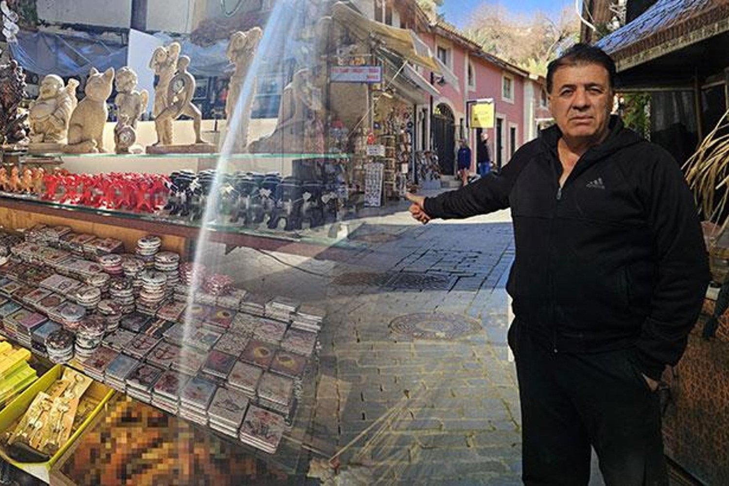 Antalya Kaleiçi'nde İzinsiz İşgaller Temizleniyor: Esnaf Tepkili