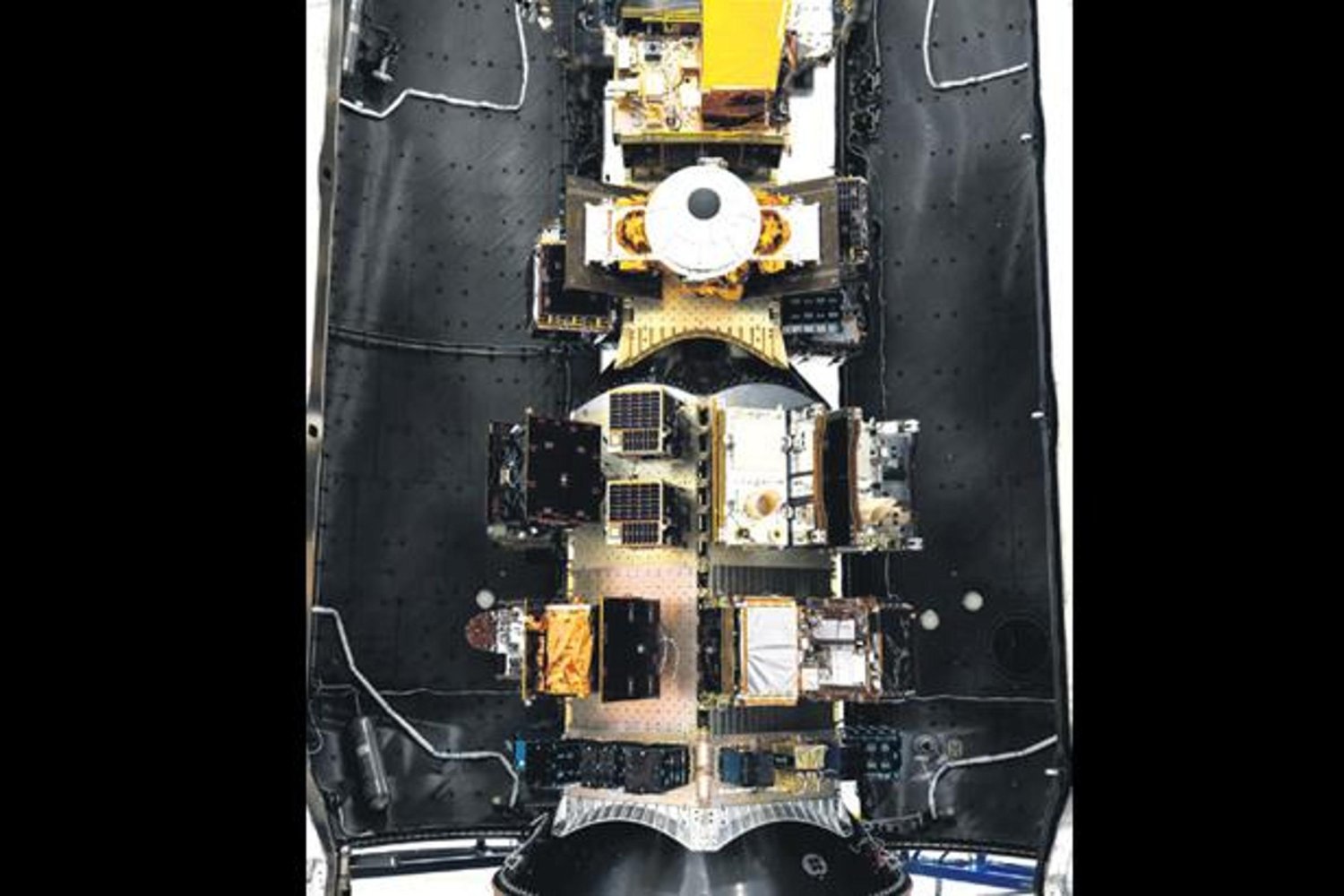 Nano Uydu LUNA-2: Güvenli ve Kesintisiz Sensör Verisi Sağlayan Türkiye'nin Uzay Teknolojisi Harikası