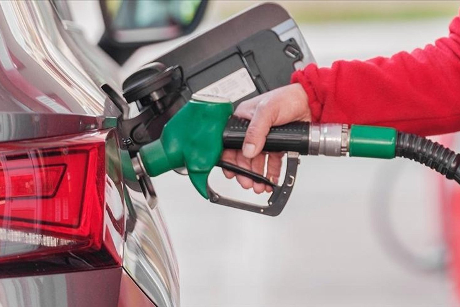 Akaryakıt Fiyatlarındaki Güncel Artışlar ve Avrupa'daki Durumlar