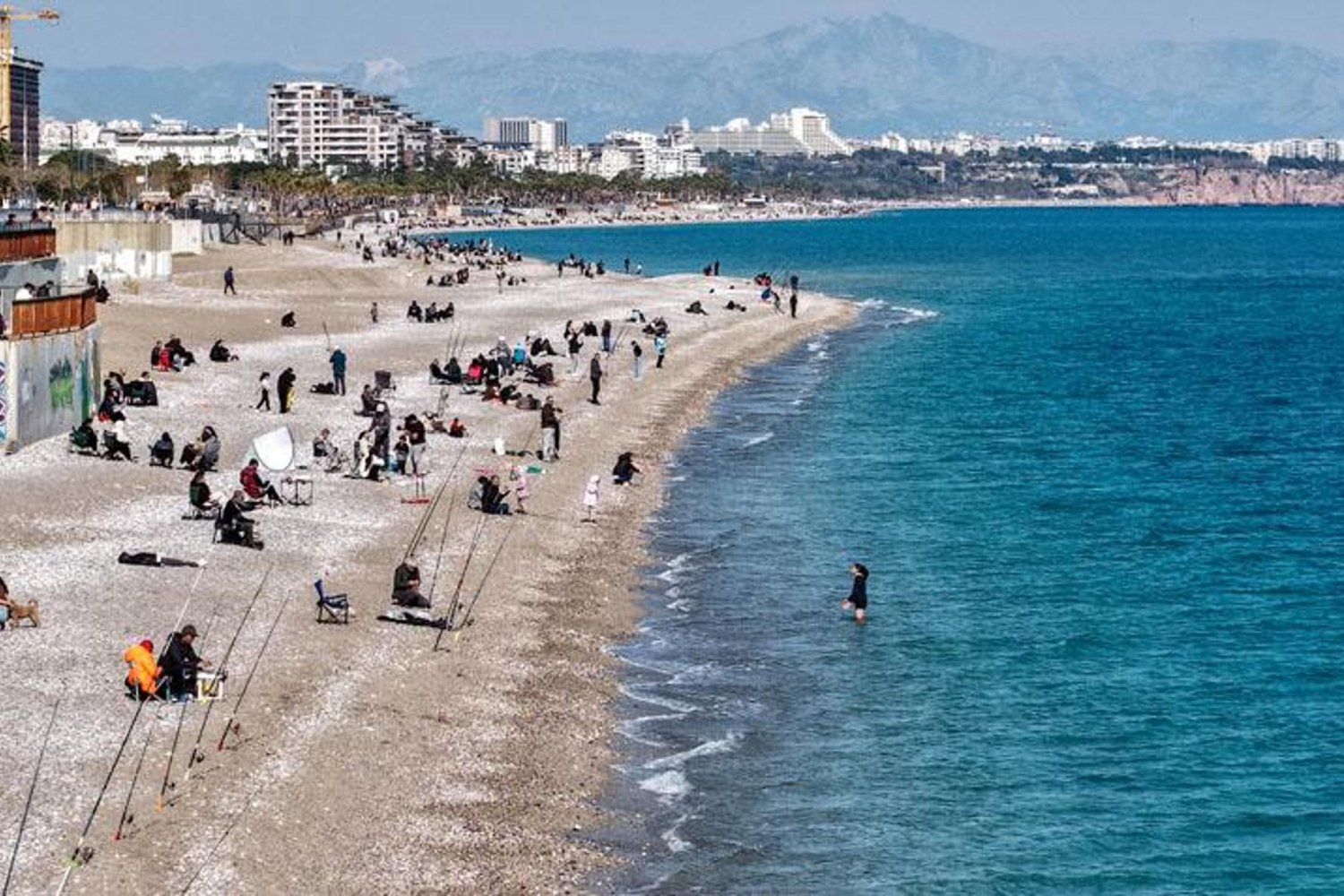 Antalya'da Bir Gün İçinde İki Mevsim