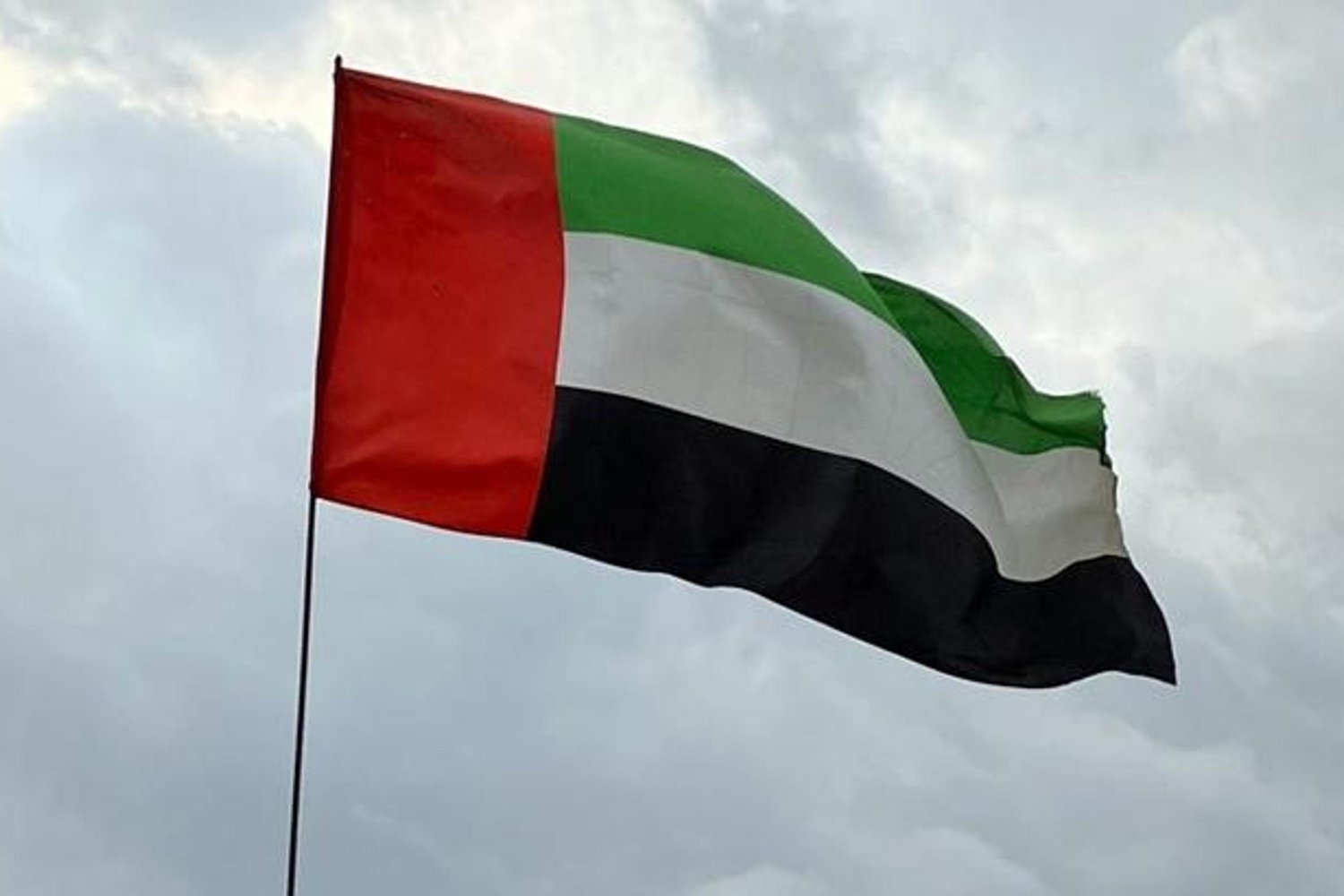 BAE Hava Sahasını Kısmi Kapattı! İran Saldırılarından Korunma Önlemleri Arttı