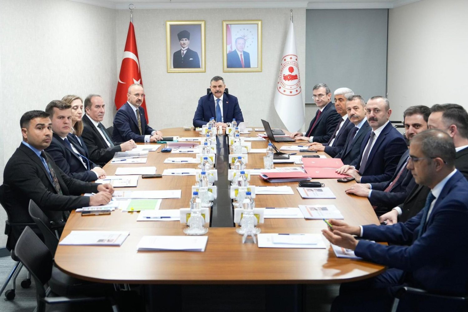 Bakanlık Toplantısında Hukuki Çalışmalar Masaya Yatırıldı