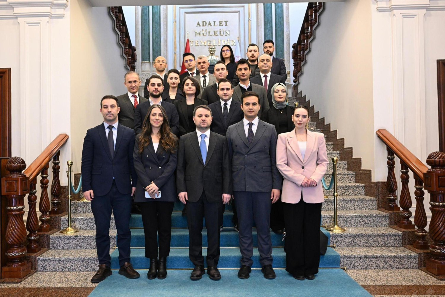 Adalet Bakanlığı'nda Bayramlaşma: Bakan Gürlek Yargı Muhabirlerini Özlemle Karşıladı