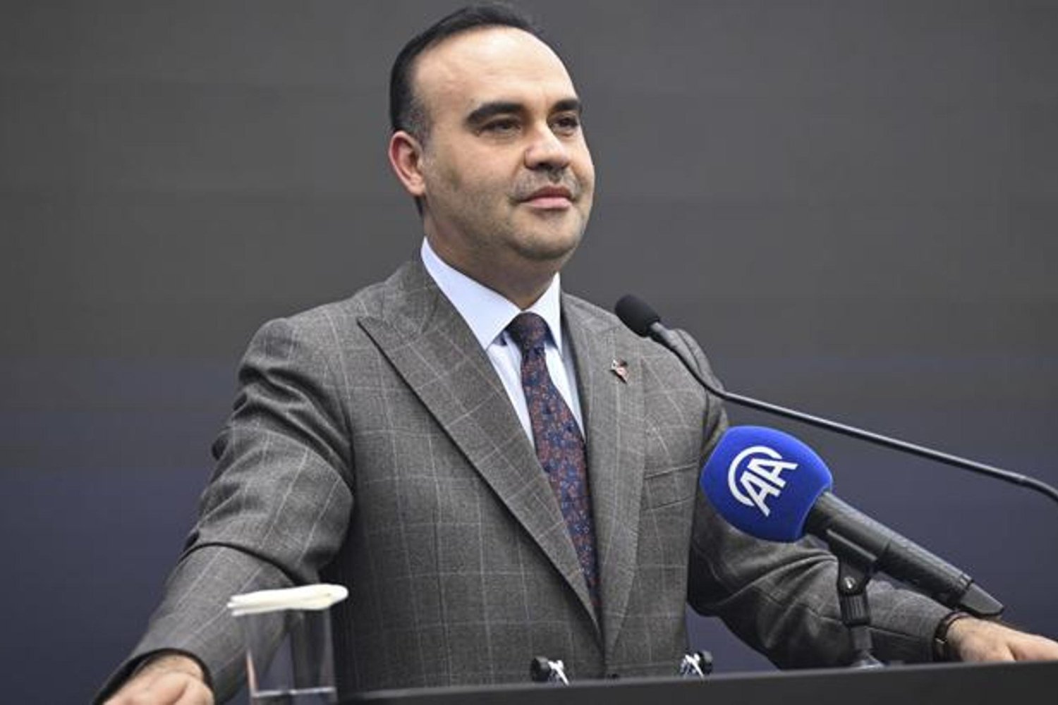 Bayram Mesajlarıyla Kalpleri Isıtan Seçkin Sporçu Kacır’dan Ramazan Bayramı Sürprizi