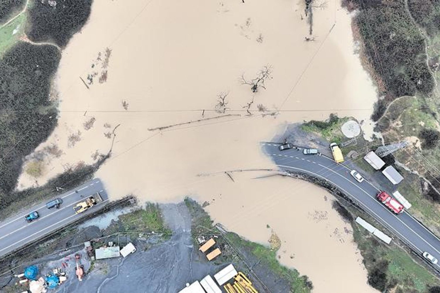 İstanbul ve Türkiye'de Sağanak ve Kar Yağışıyla Etkili Hava Durumu Güncel Son Durum