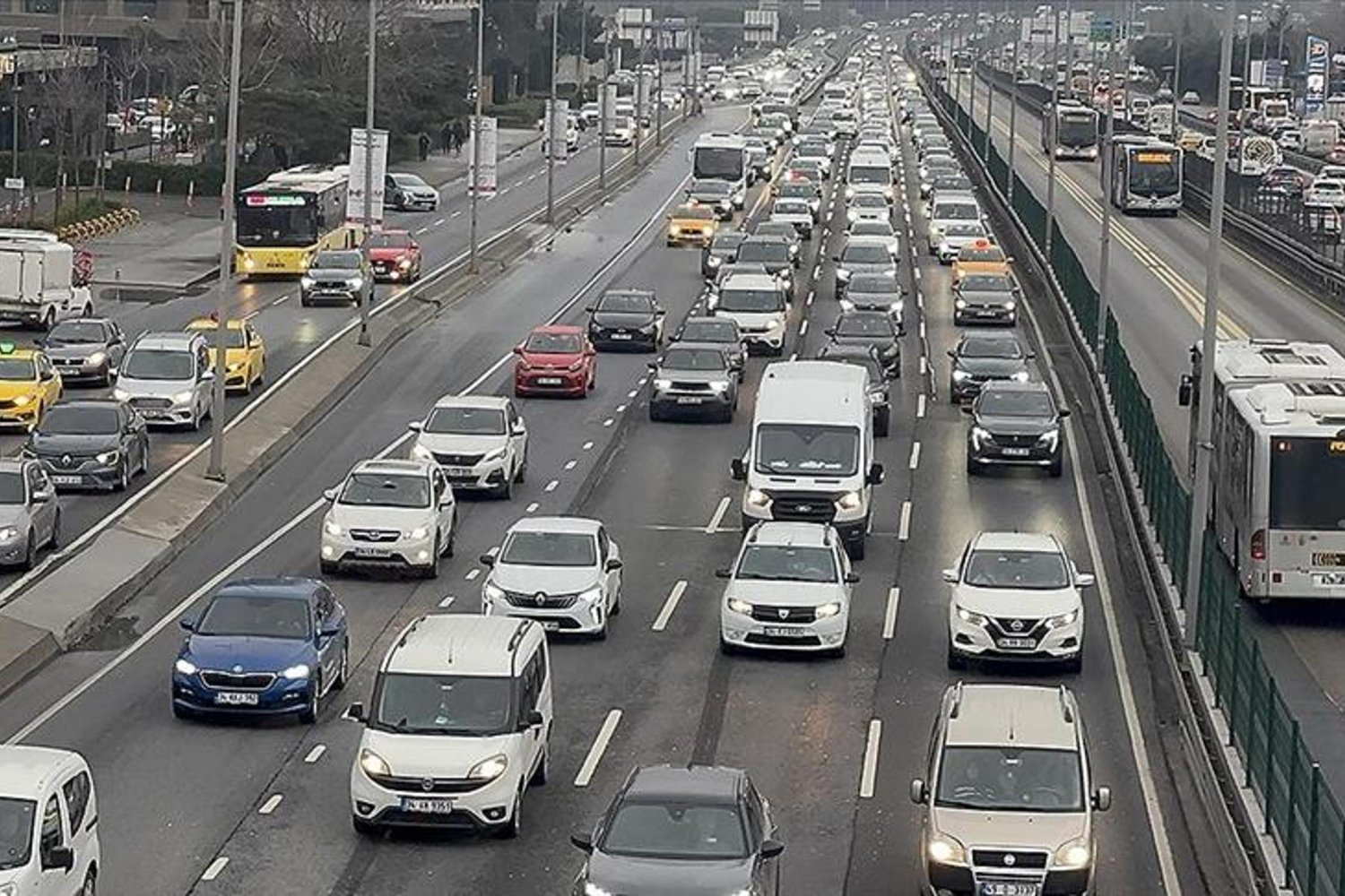 2026 Ramazan Bayramı Trafik Verileriyle Türkiye'nin Ulaşım Rekorları