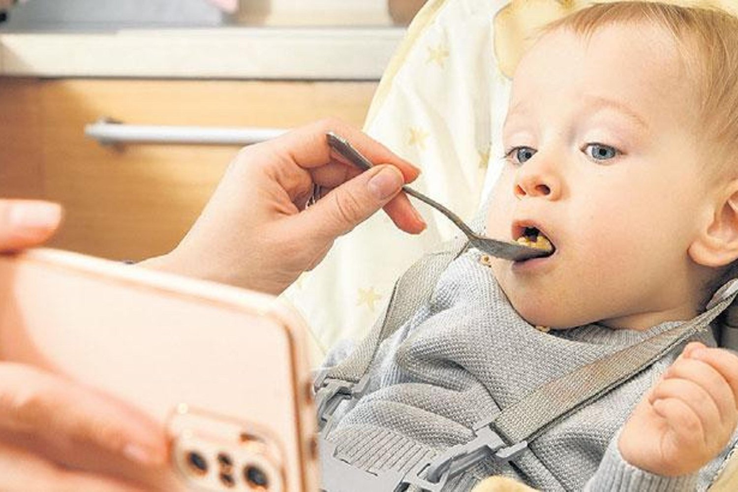 Dijital Medyanın Çocuklar Üzerindeki Tehlikeleri Artıyor!