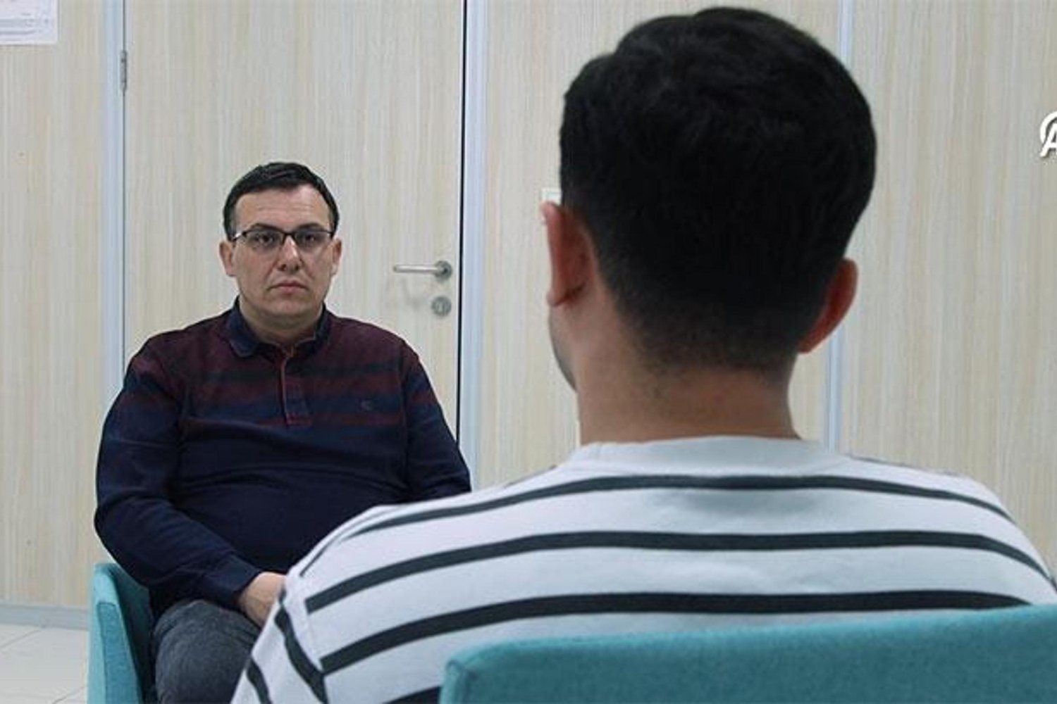 Büyük Dolandırıcılık ve Hapis Cezası: IBAN'ını Verdiği Arkadaşının Tuzaklarına Düşen Genç İçin Şok Detaylar