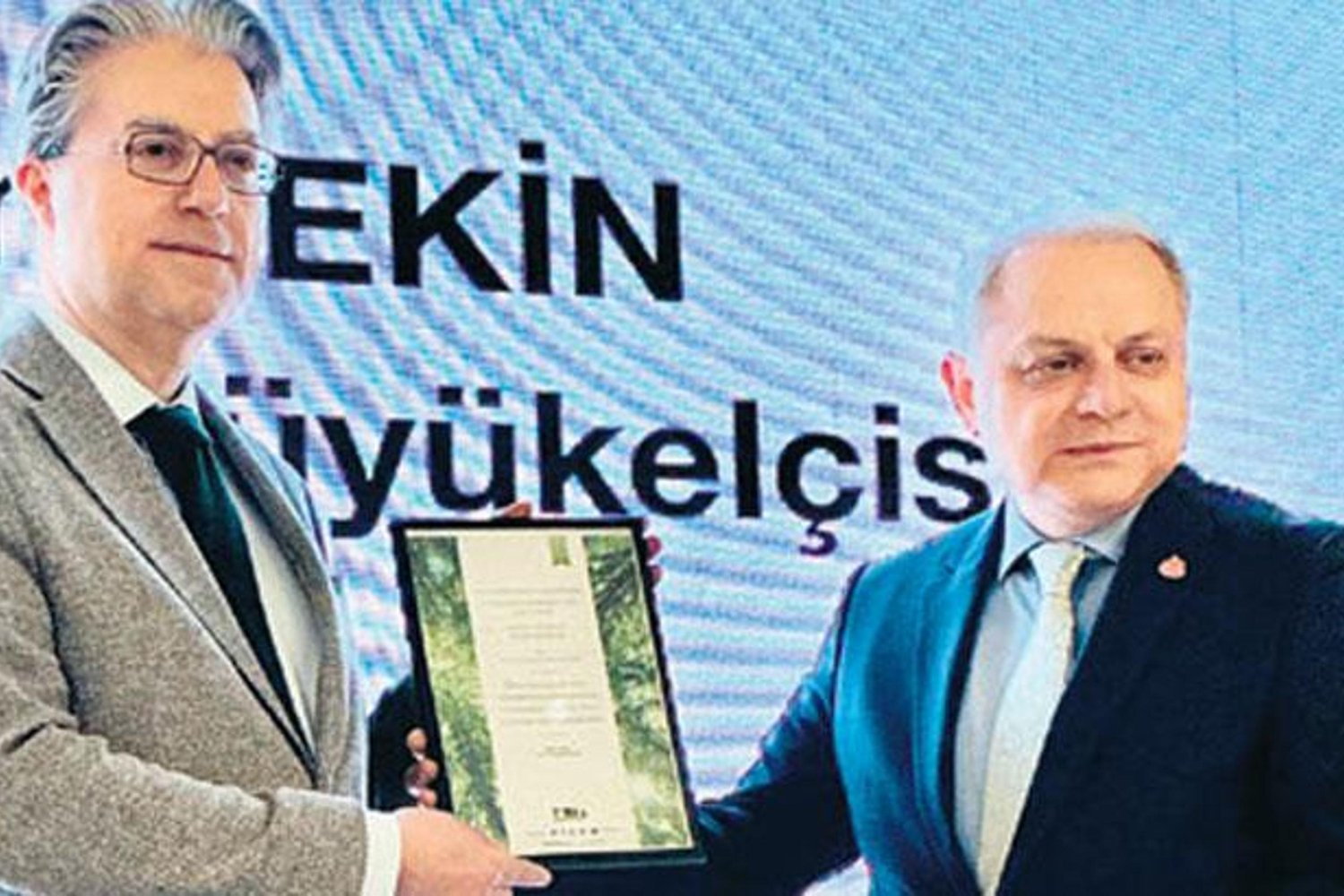 Büyükelçi Hakan Tekin Ramazan'ın Toplumsal Dayanışmadaki Önemiyle Uğurlandı