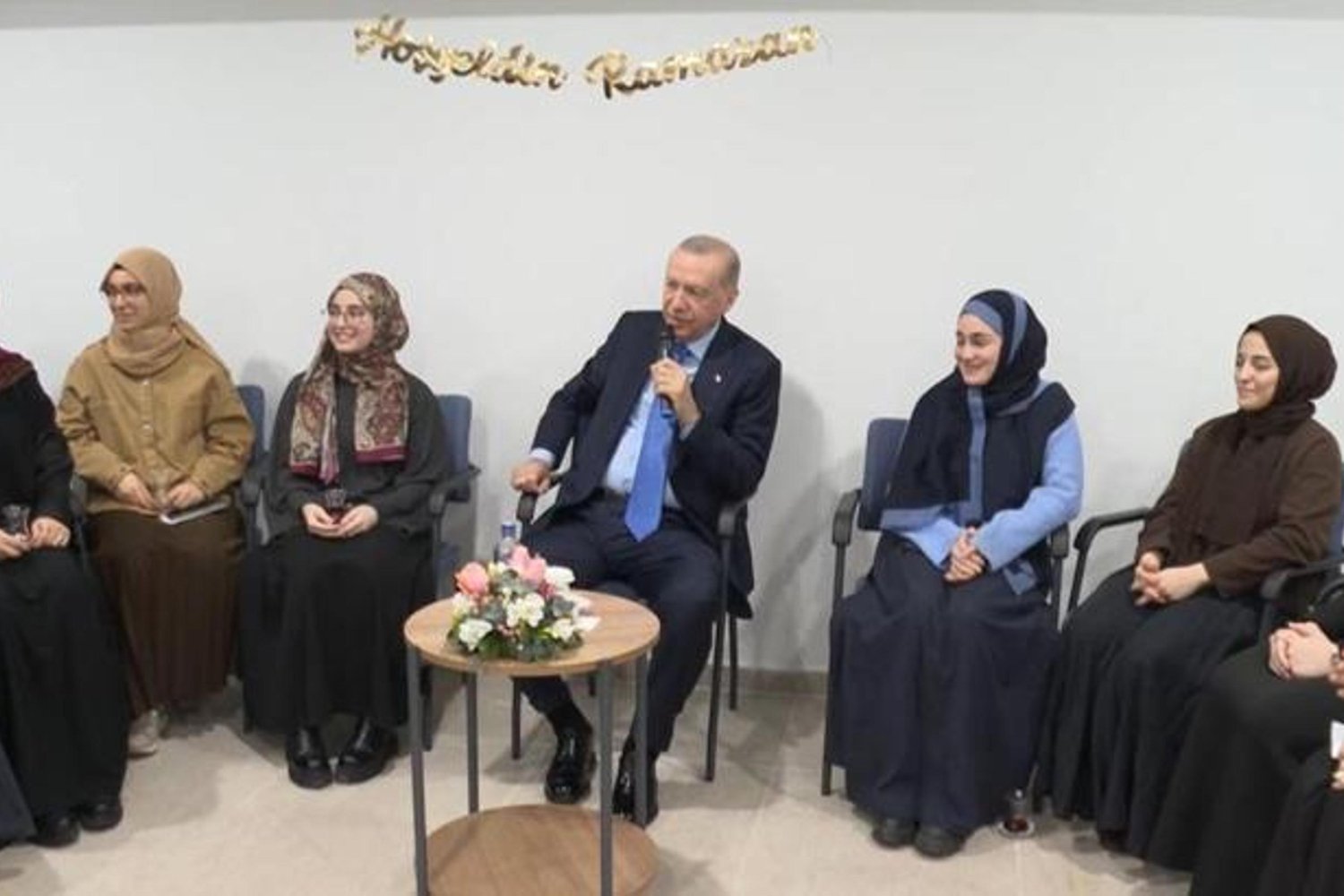 Cumhurbaşkanı Erdoğan'dan İlahiyat Öğrencilerine Önemli Mesajlar