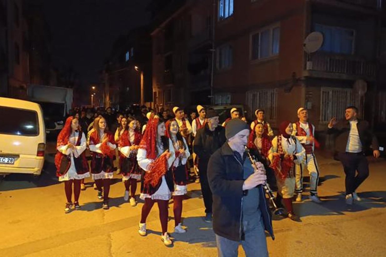 İnegöl’de Ramazan Ramazan Coşkusu Rumeli Ezgileriyle Sahura Kalkış