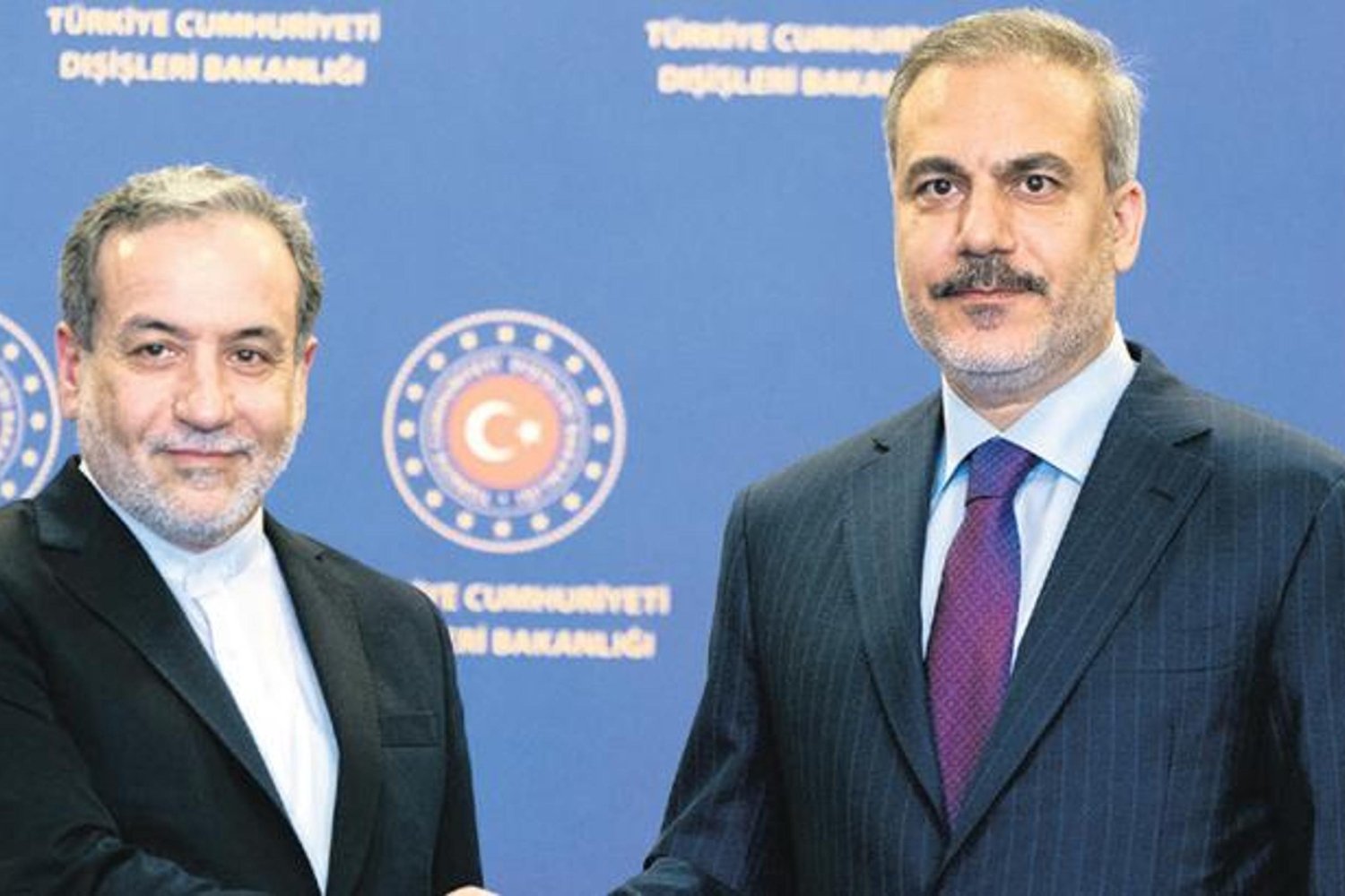 Dışişleri Bakanı Fidan İran ve Umman İle Bölgesel Krizleri Konuştu