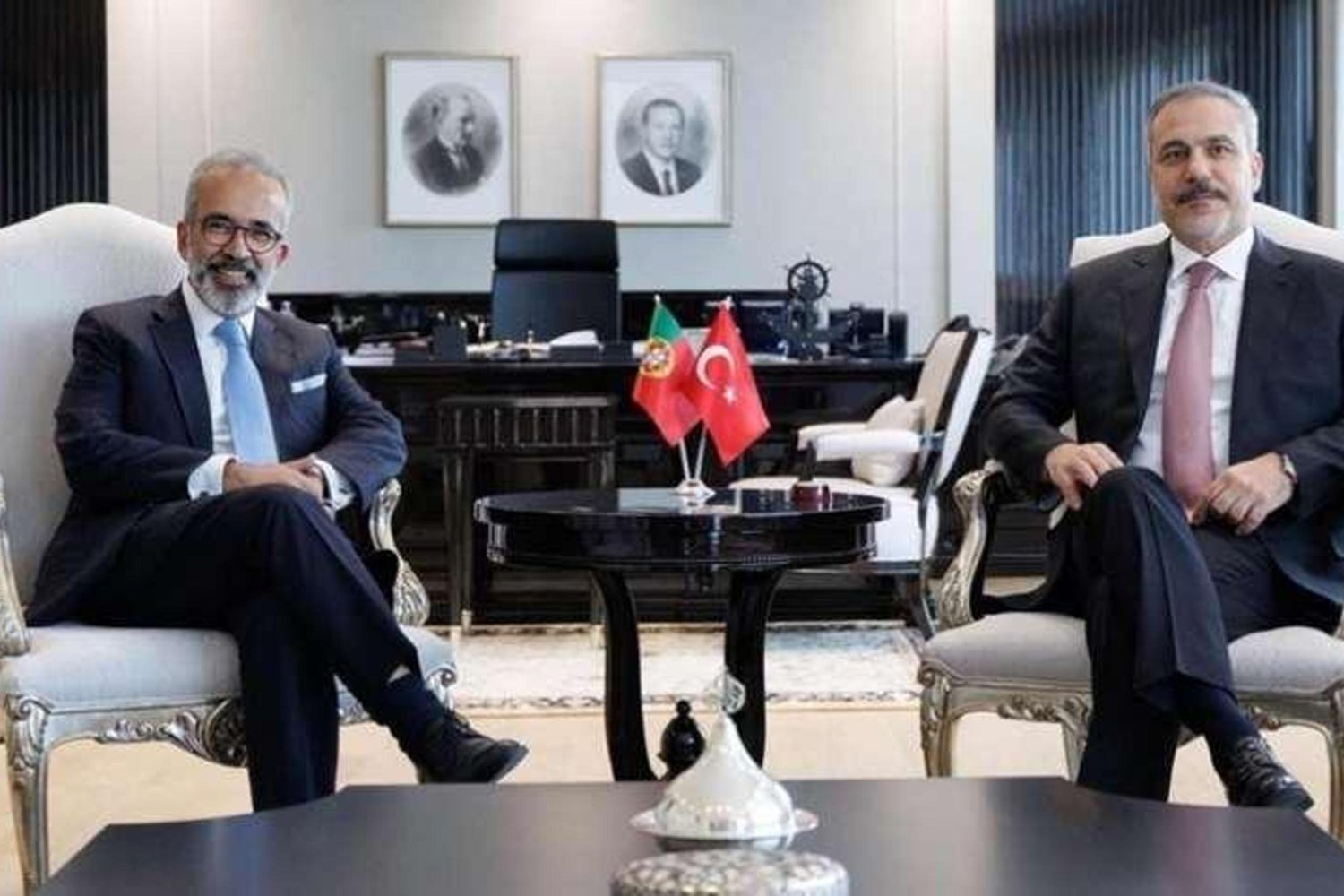 İsrail Saldırganlığı Artarken Türkiye ve Portekiz Arasında Telefon Görüşmesi