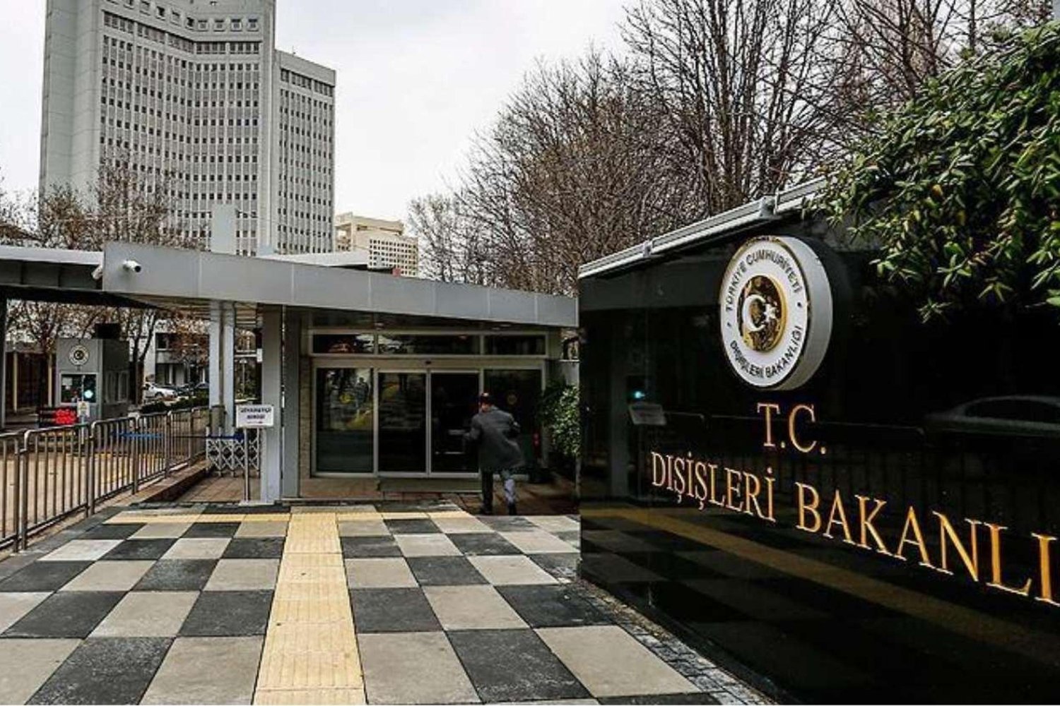 Lübnan'da Endonezyalı Barış Gücü Personeline Saldırı: 3 Şehit!