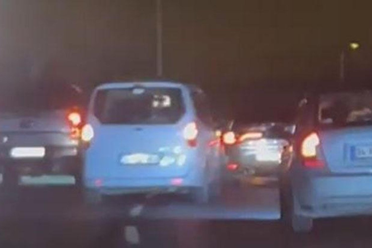 Başakşehir'de Düğün Konvoyu Tehlikeli Manevralarla Güvenliği Tehdit Etti