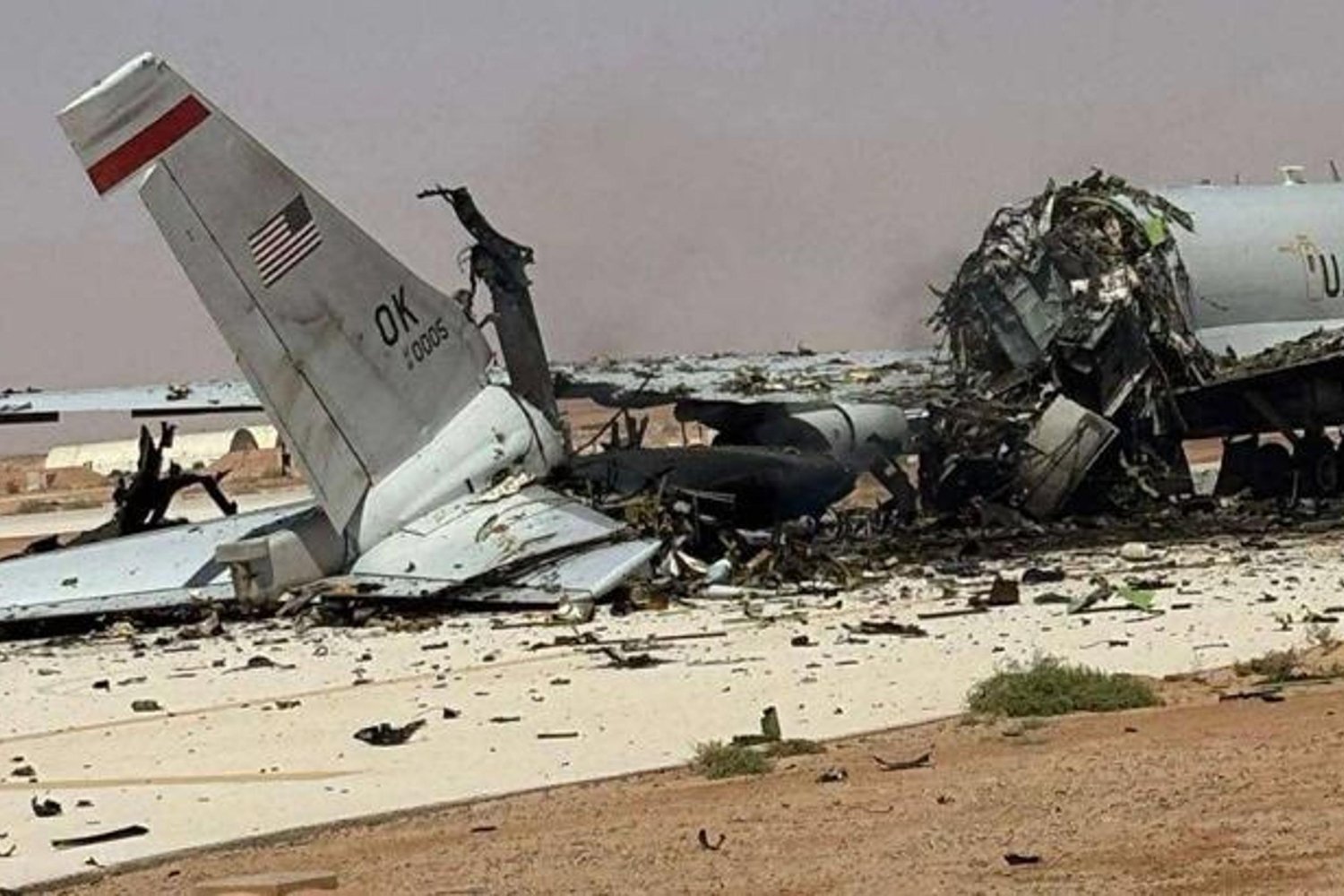 İran'ın Suudi Arabistan Hava Üssüne Füze Saldırısı: 10 ABD Askeri Yaralandı!