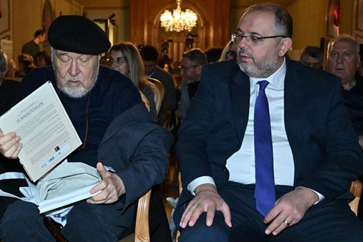 İlber Ortaylı'nın Sarayda Unutulmuş Ağalar ve Cariyeler İçin Başlattığı Ramazan Geleneği