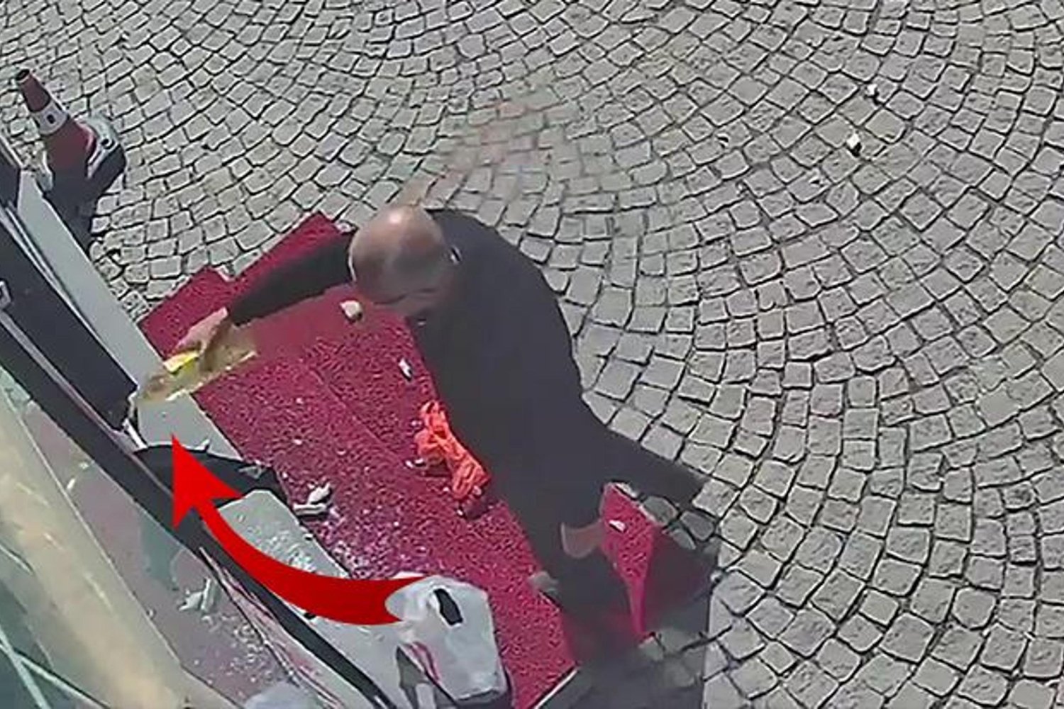 Eczaneye Saldıran Eczacı Gözaltında! Erzurum'da Gizemli Olay