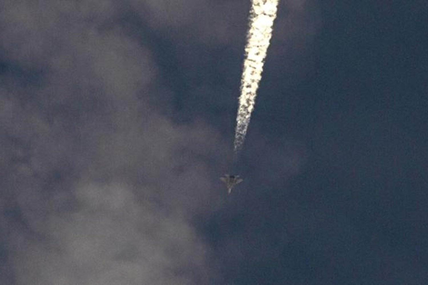 İsrail Hava Saldırısı: İran'daki Hendab Ağır Su Kompleksi ve Sarı Kek Tesisi Vuruldu