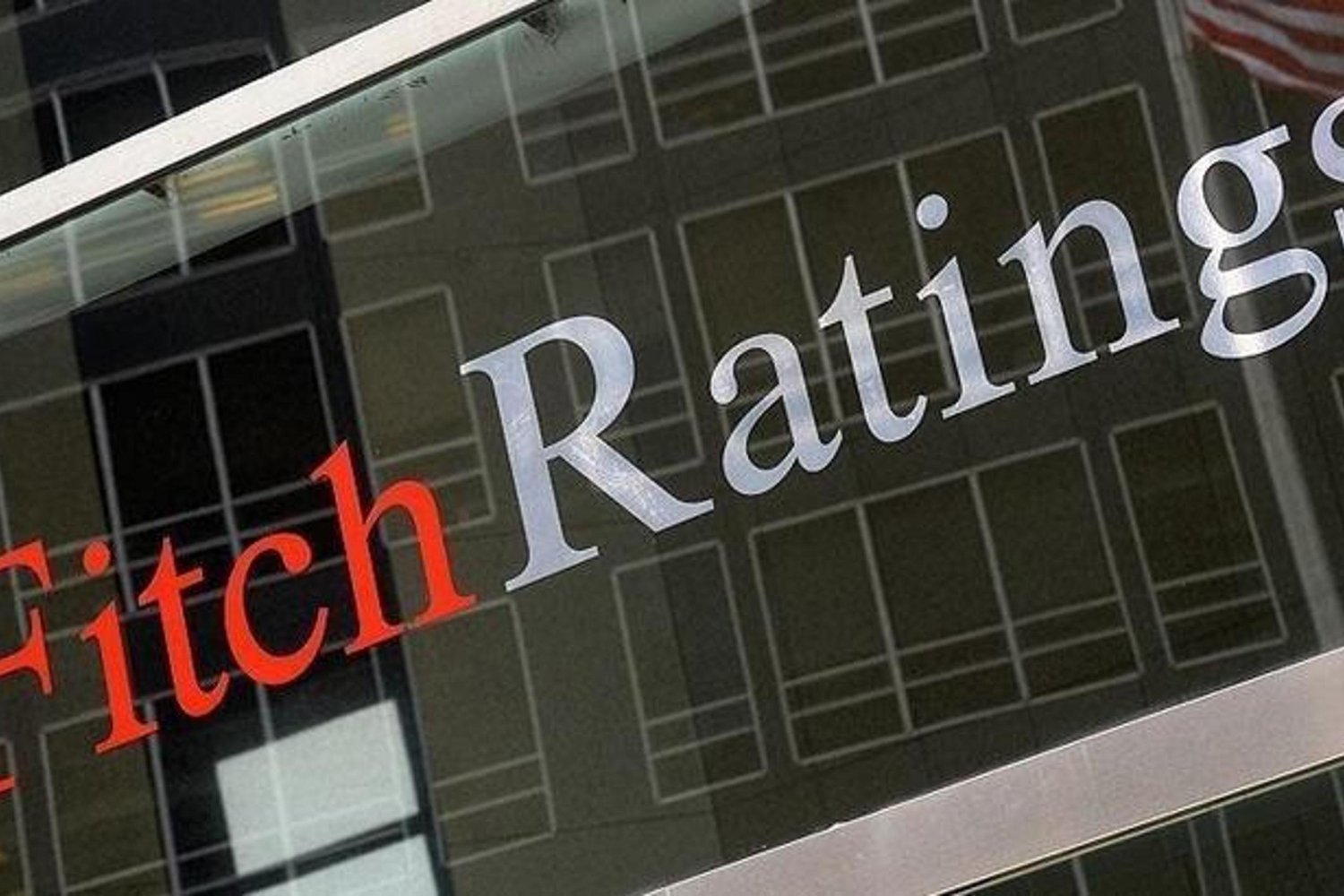 Türkiye Enflasyon ve Faiz Önlemlerinde Kararlı: Fitch Analizi