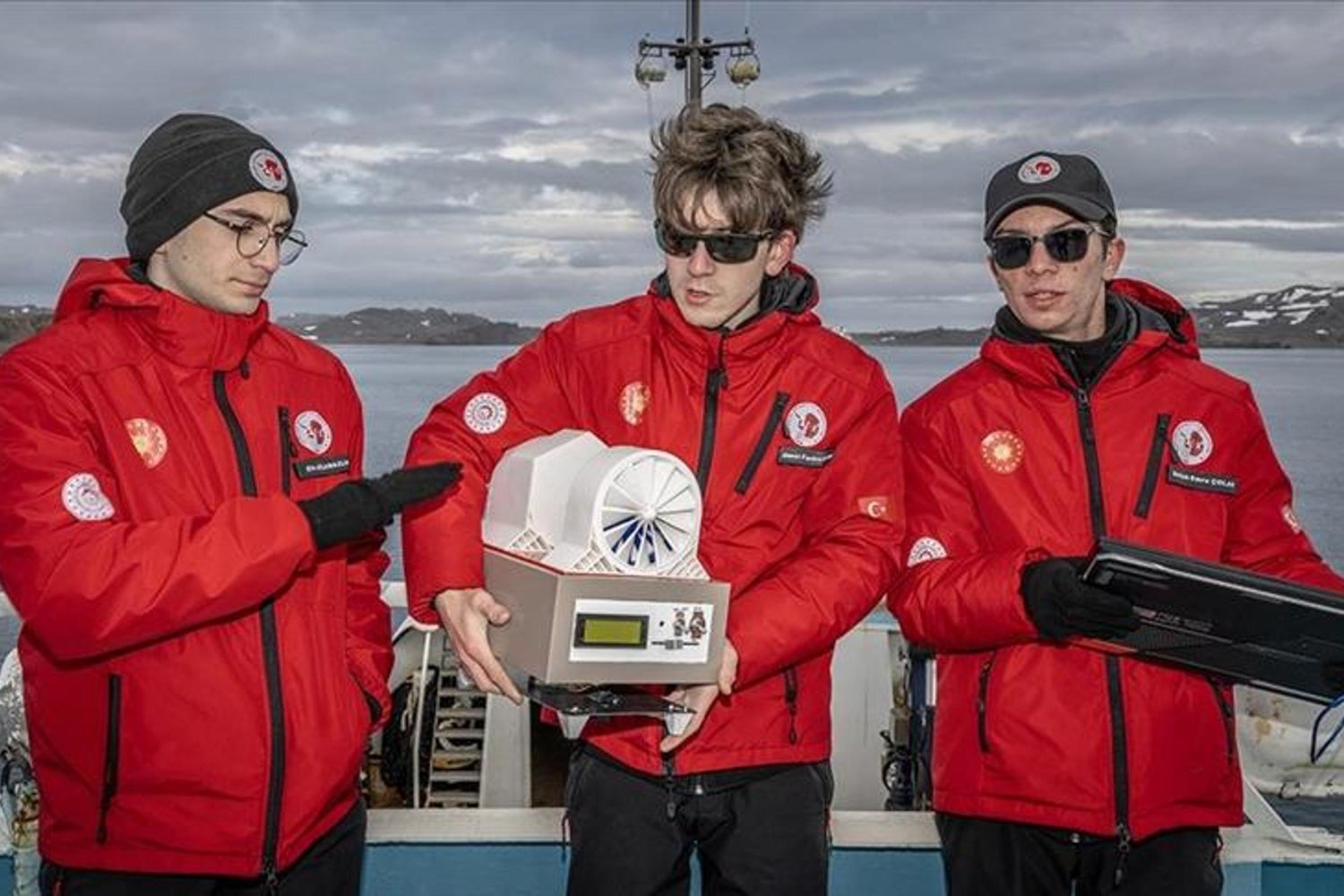 Kutup Araştırmalarında Genç Mucitler: Antarktika'ya Giden Lise Öğrencileriyle Geleceğin Bilim Rüzgarları