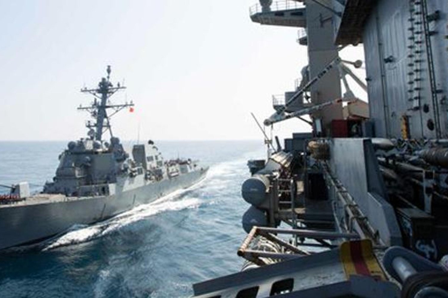 USS Gerald R. Ford'da Yangın: Teknik Arıza Meydana Geldi