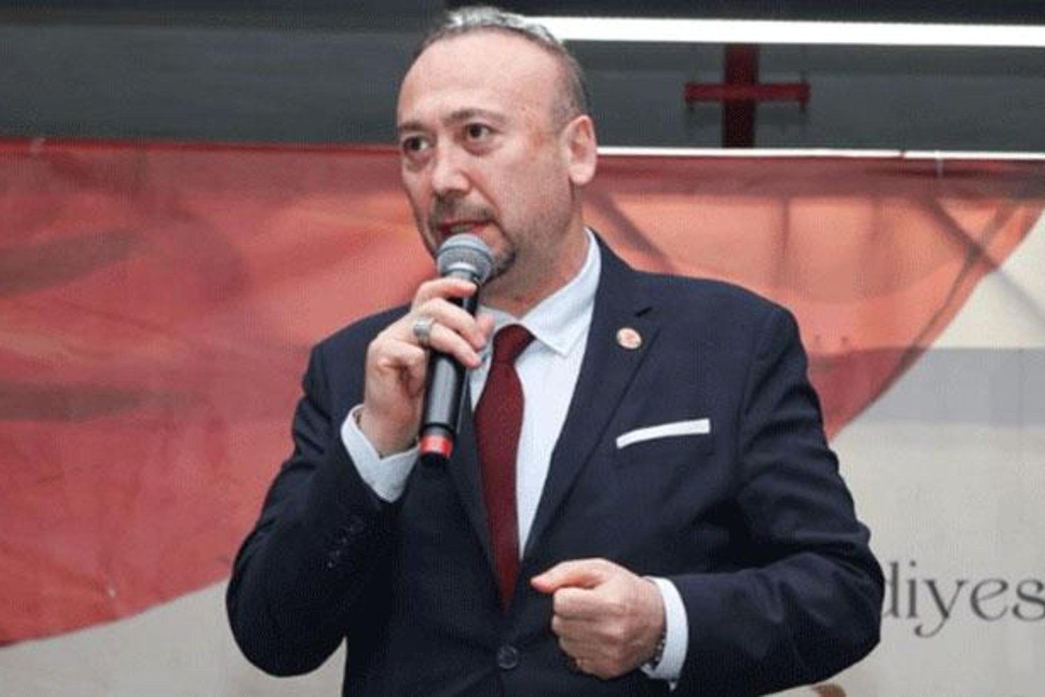 İstanbul Cumhuriyet Başsavcılığı Uşak Belediye Başkanı Özkan Yalım'a Operasyon Düzenledi