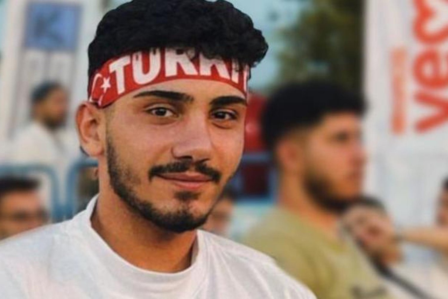 İstanbul'da Çılgın Silahlı Çete Çetesi Dehşet Saçtı: Muhammet Mutluay Hayatını Kaybetti