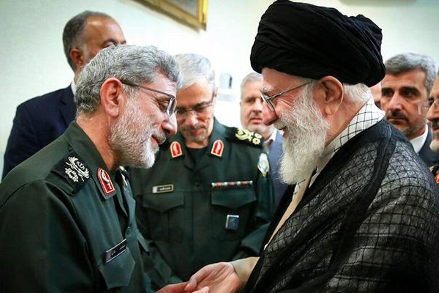 ABD ve İsrail İran'a Sınırları Zorlayan Operasyon Gerçekleştirdi: Üst Düzey İsimler Hayatta Kaldı!