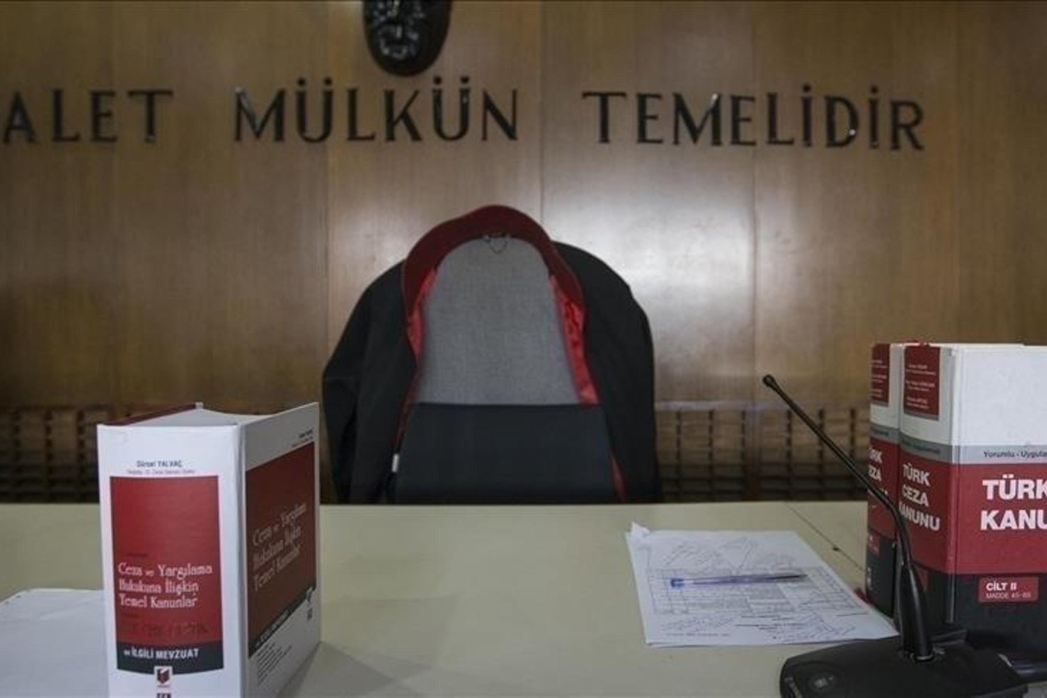 İmamoğlu Davası Çekişmeli Gidiyor: Oturma Krizi ve Güvenlik Önlemleri