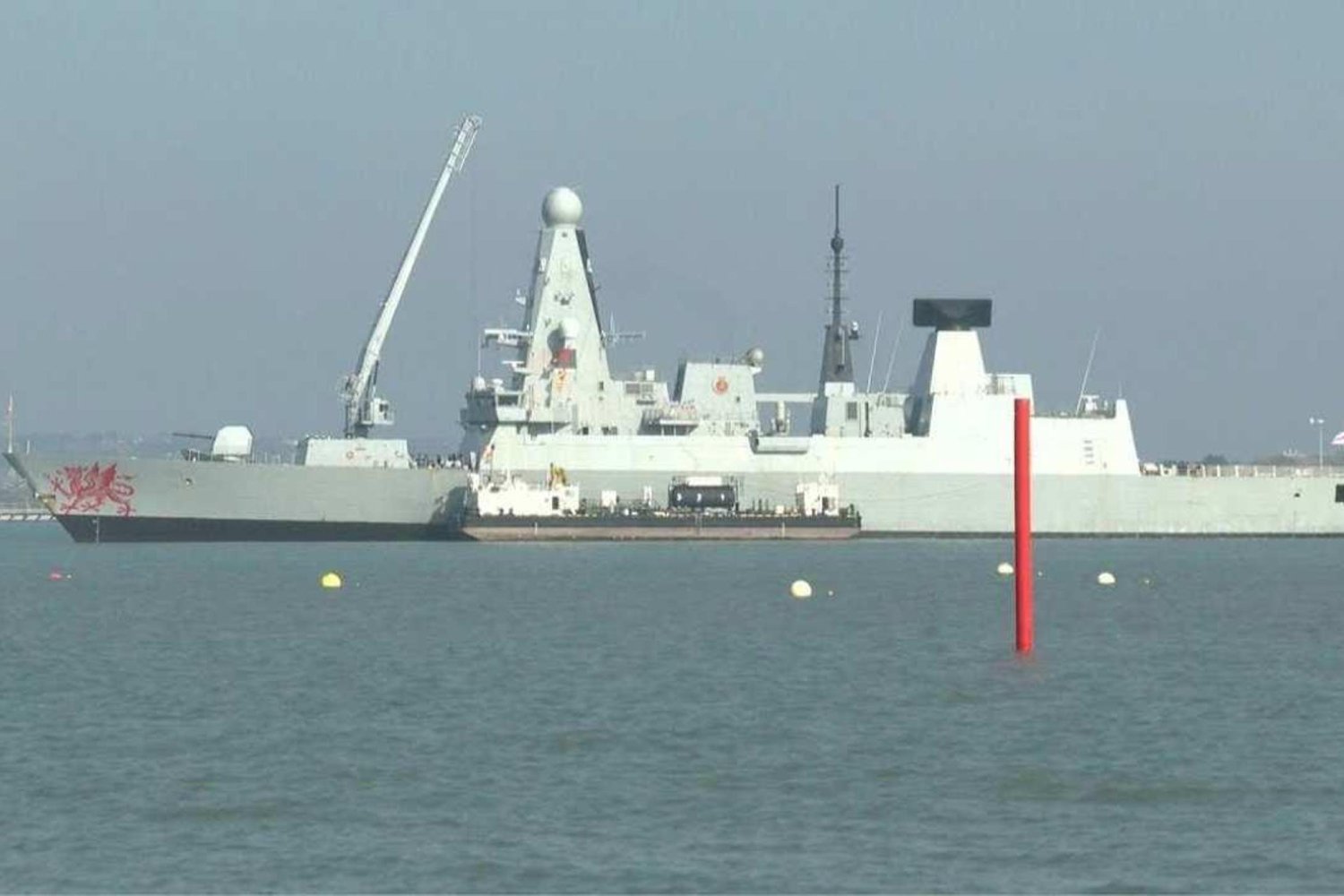 Güney Kıbrıs’a İngiliz Askeri Gelişiyor: HMS Dragon Operasyonlarda Çok Hızlı Hazır