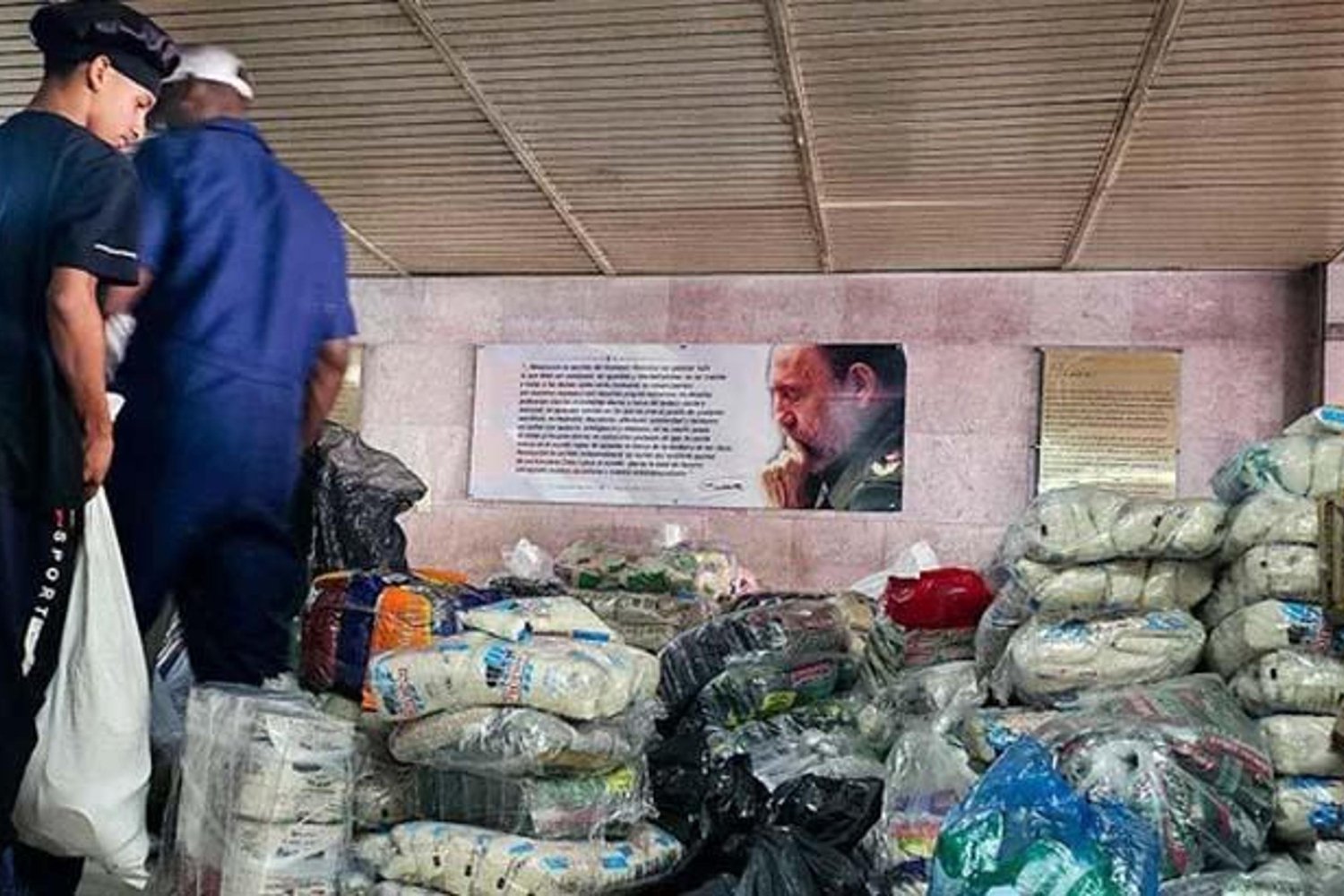 Kayıp İnsani Yardım Teknesi Haberleri Endişe Yarattı: Arama Çalışmaları Devam Ediyor
